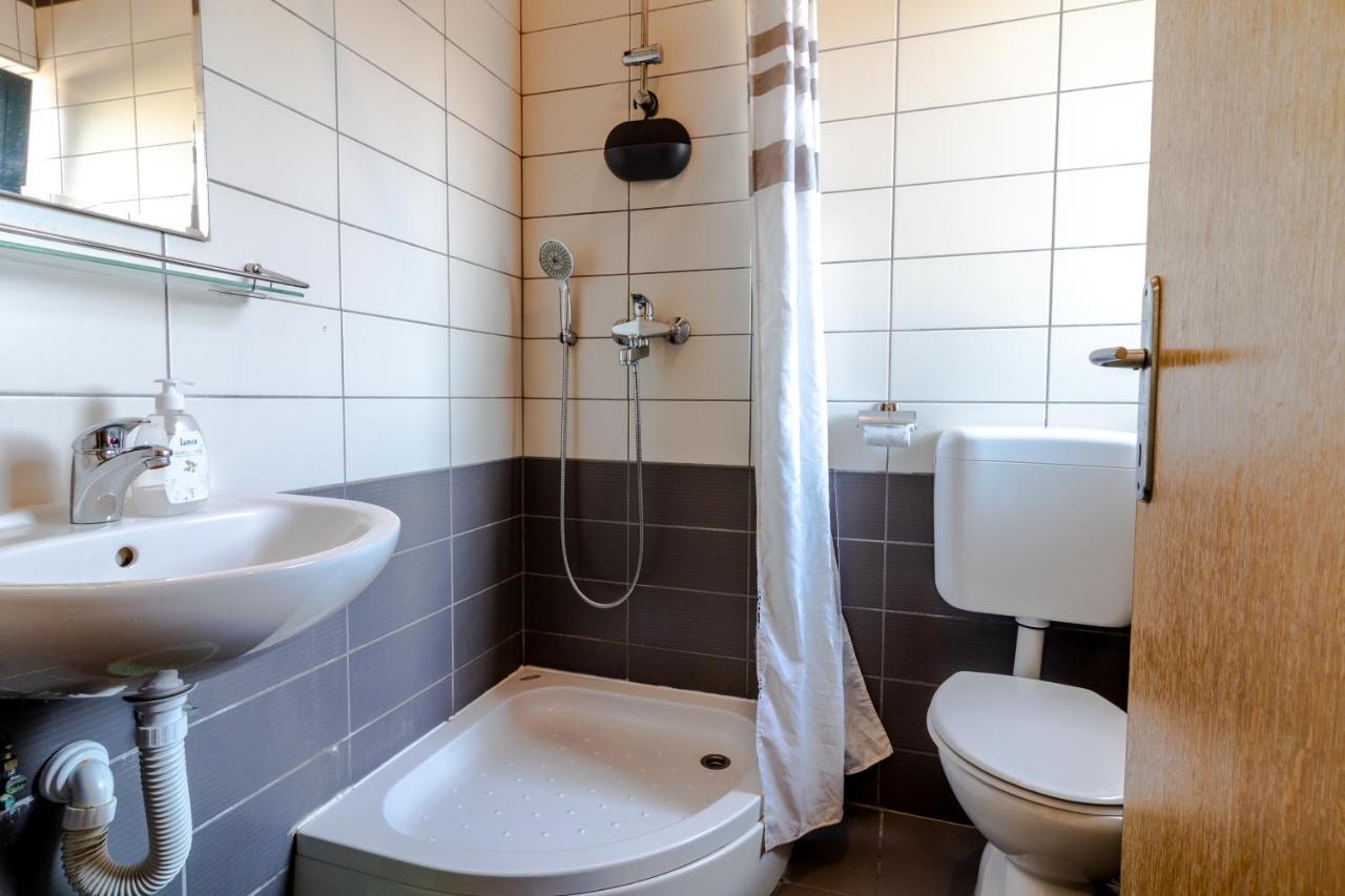 Ankica & Anamarija Apartments 네움 외부 사진