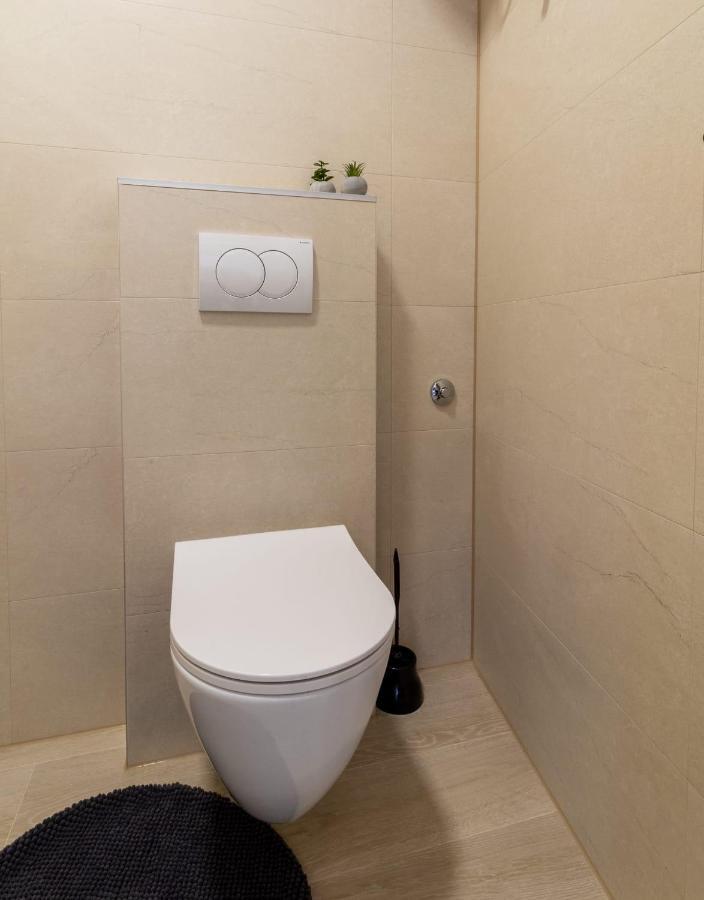 Ankica & Anamarija Apartments 네움 외부 사진